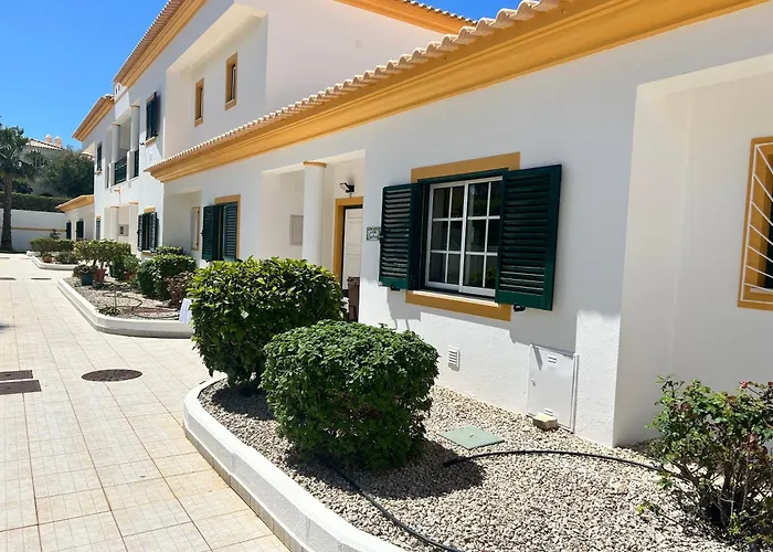 Casa Rachael Албуфейра